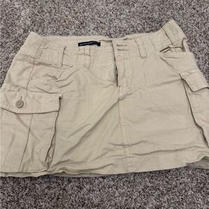 Brandy Melville mini skirt Euc one size khaki